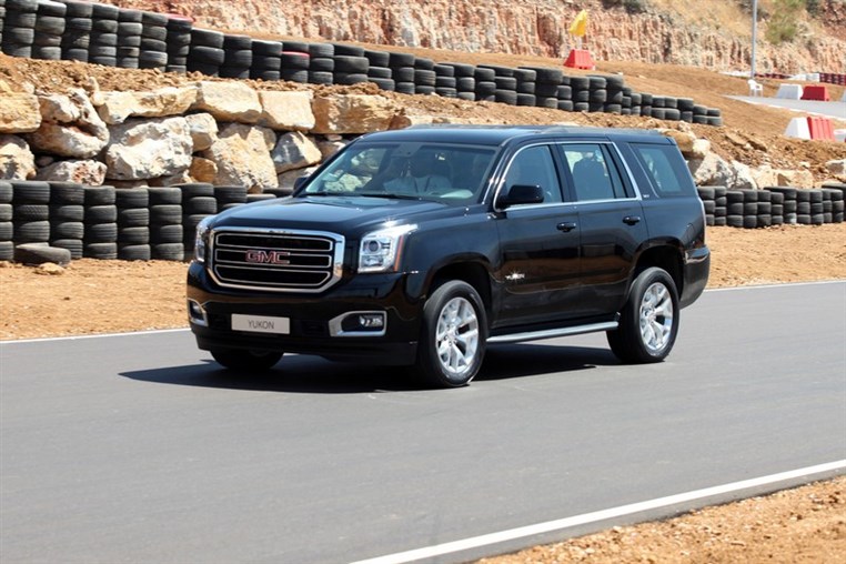 The new GMC Yukon… on a race track! 